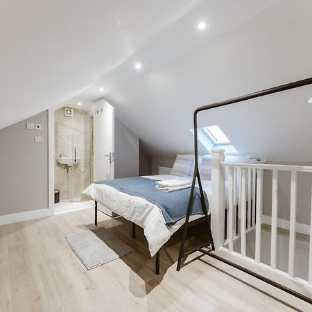 Charming Central London Kitchenette - Your Ideal Stay In The Heart Of The City エクステリア 写真